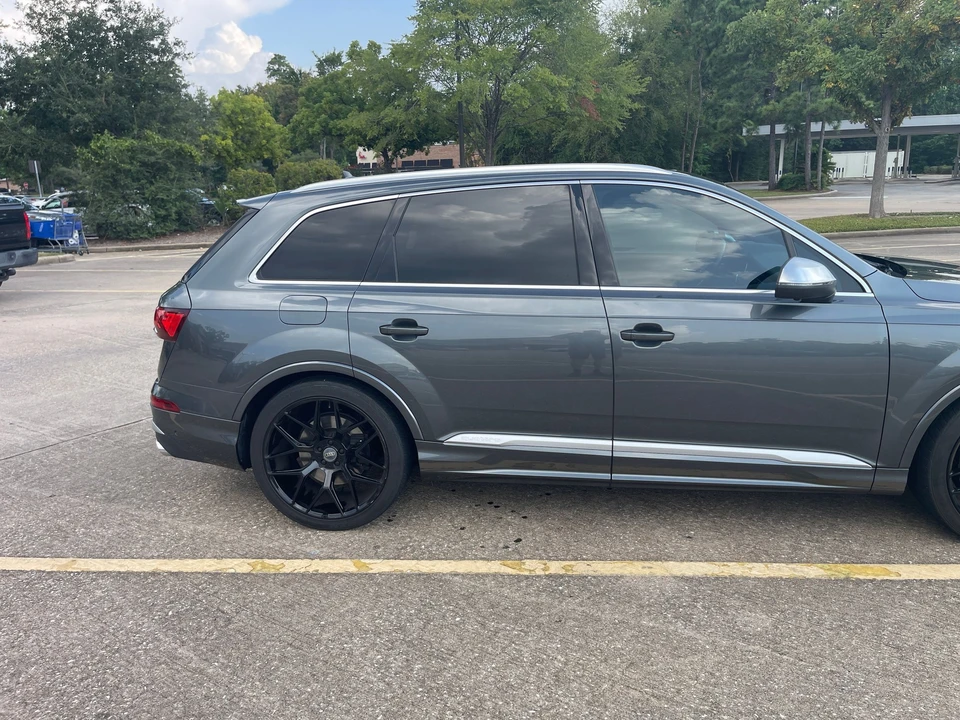 2021 Audi SQ7 - Image 4 of 24