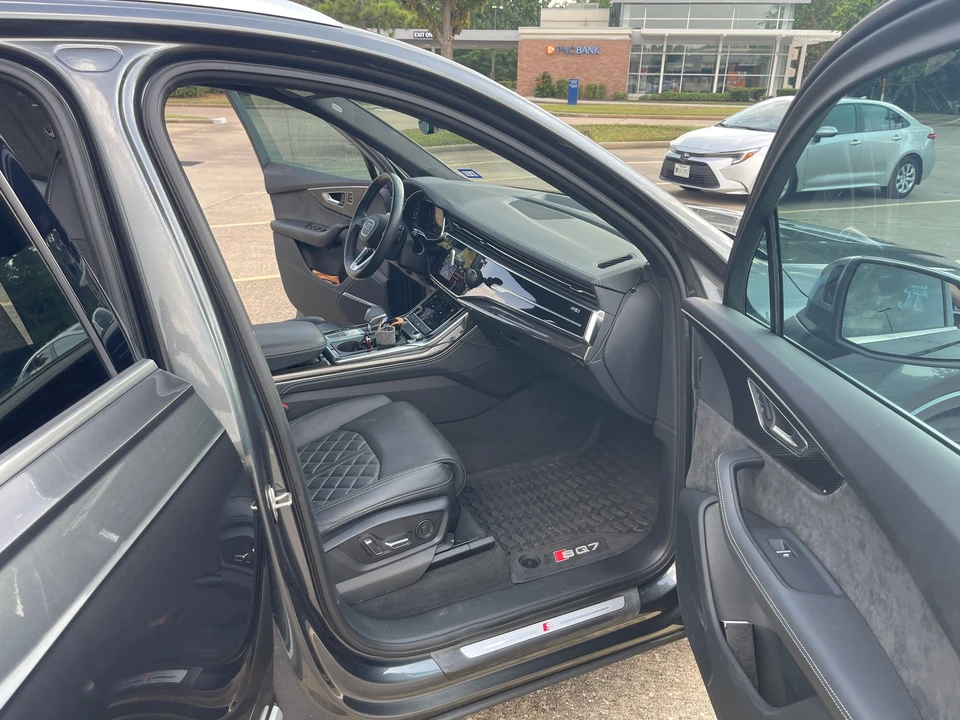 2021 Audi SQ7 - Image 12 of 24