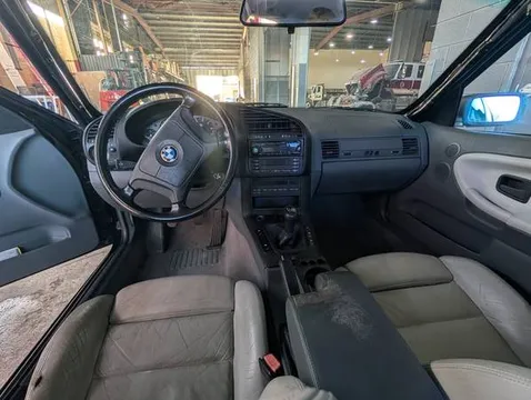 1998 BMW 328i