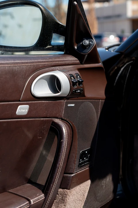 2009 Porsche 997 Carrera 4 - Image 10 of 15