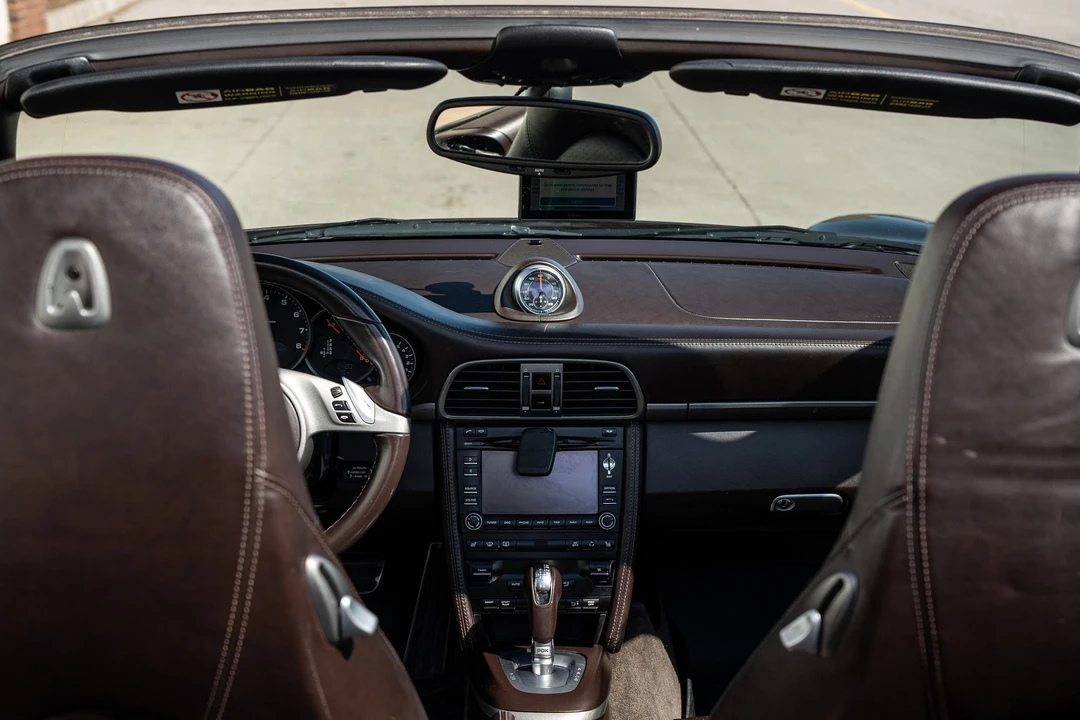 2009 Porsche 997 Carrera 4 - Image 14 of 15