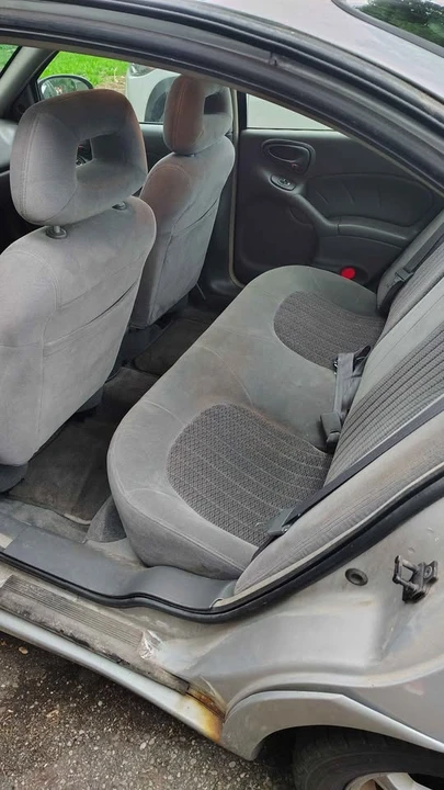 2003 Pontiac Grand Am - Image 8 of 10