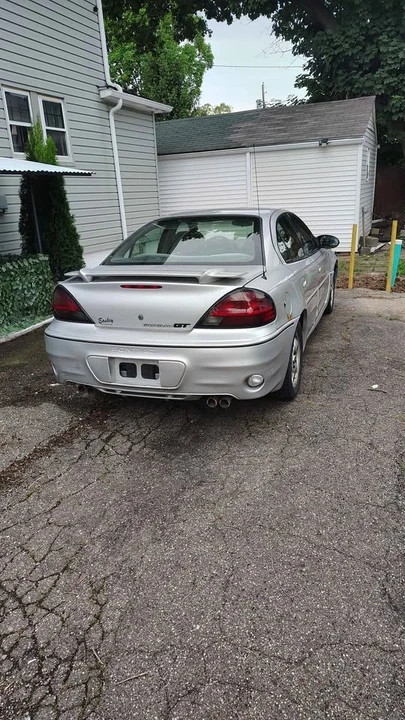 2003 Pontiac Grand Am - Image 3 of 10