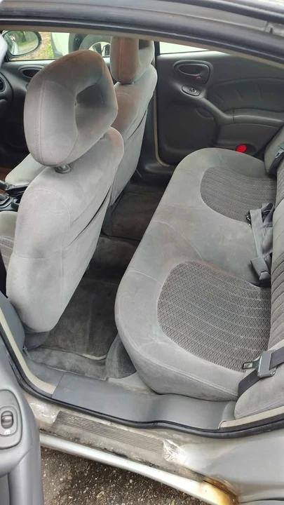 2003 Pontiac Grand Am - Image 9 of 10
