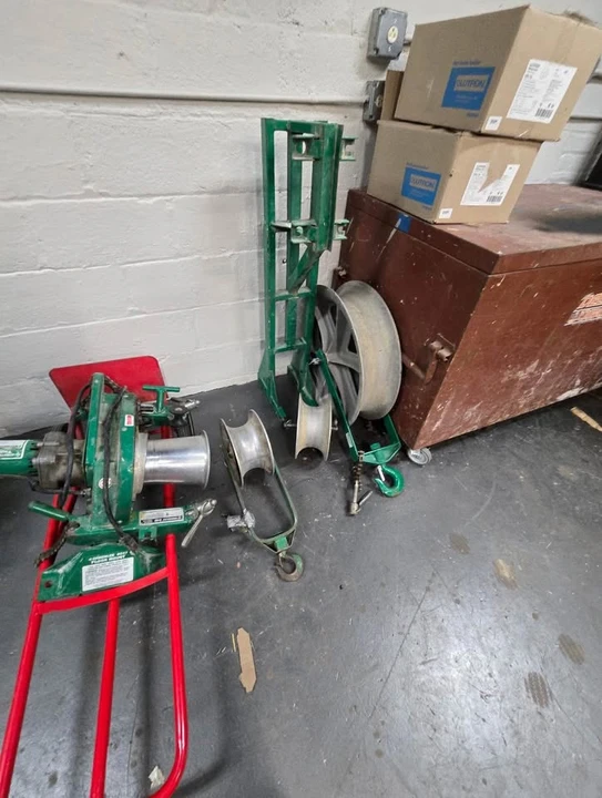Parts & Memorabilia Tools - Image 2 of 4