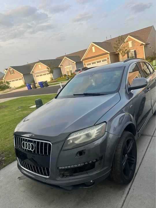 2013 Audi 4L Q7 - Image 2 of 10
