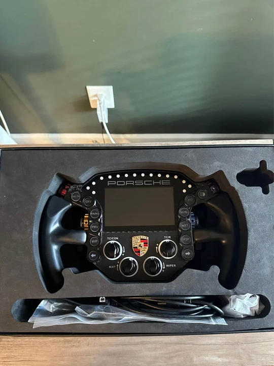 2017 Porsche 911 - Image 3 of 10