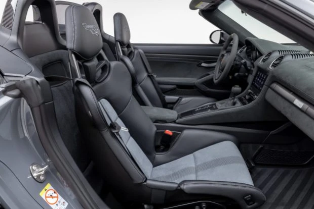 2024 Porsche 718 Boxster Spyder RS - Image 4 of 6