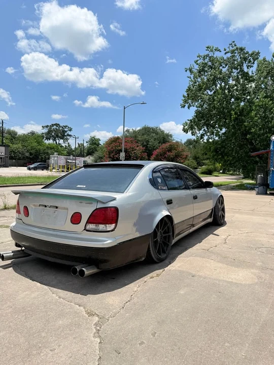 Lexus GS 2nd Gen - Image 2 of 5