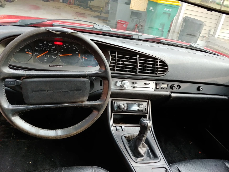 1984 Porsche 944 - Image 8 of 12