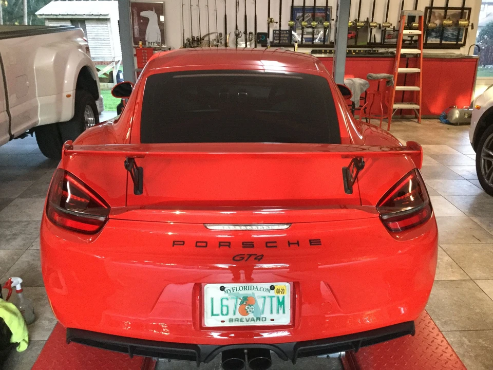 2016 Porsche 981 Cayman GT4 - Image 2 of 5