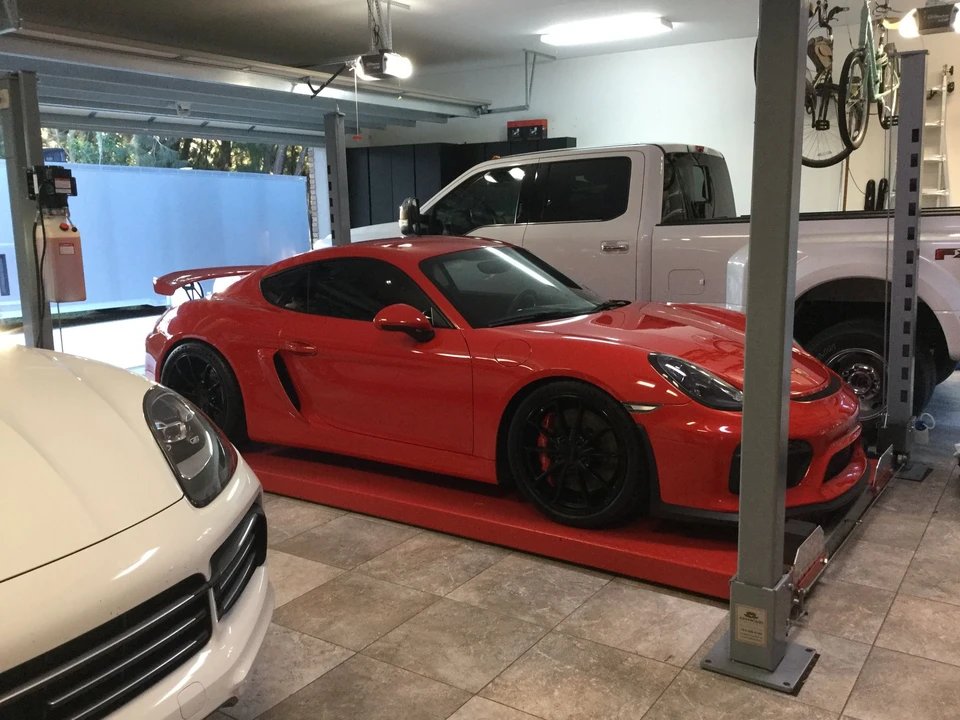 2016 Porsche 981 Cayman GT4 - Image 5 of 5