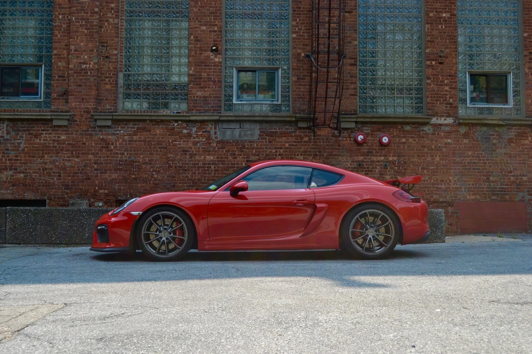 2016 Porsche 981 Cayman GT4 - Image 6 of 31