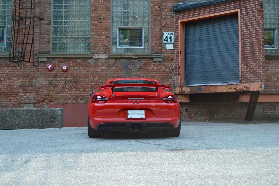 2016 Porsche 981 Cayman GT4 - Image 12 of 31