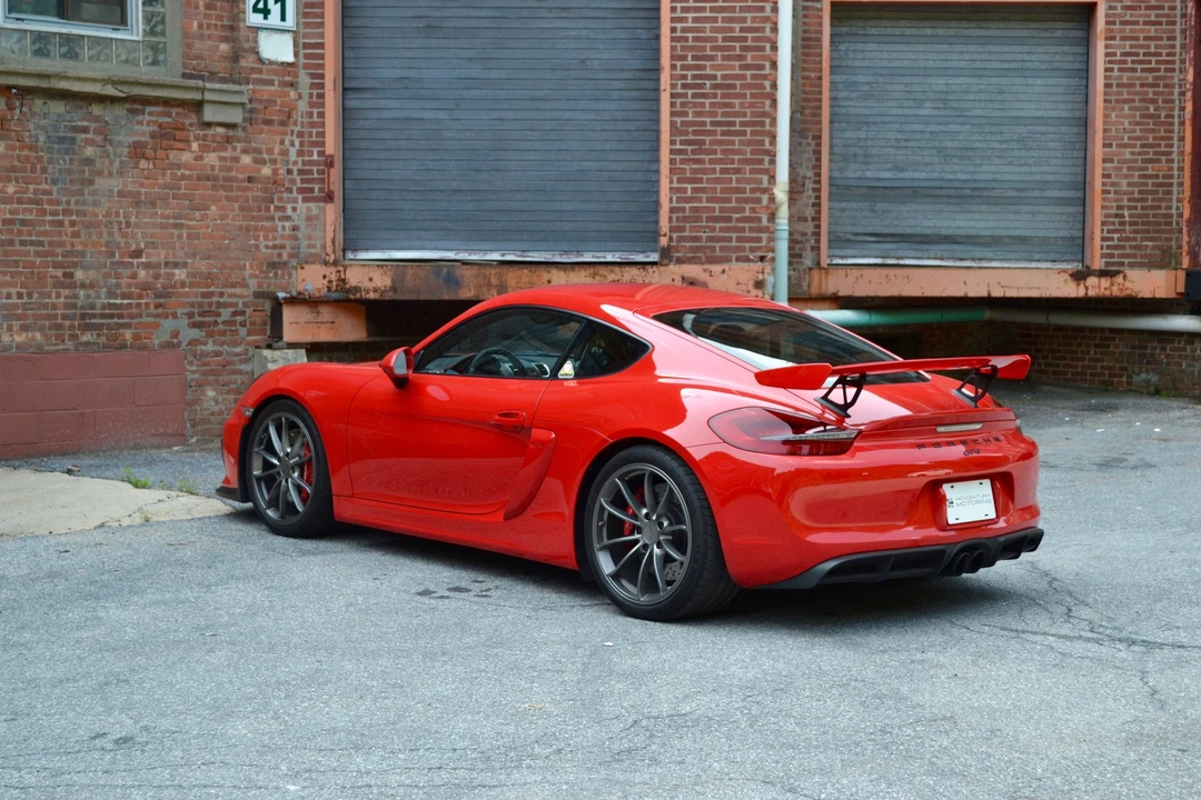 2016 Porsche 981 Cayman GT4 - Image 4 of 31