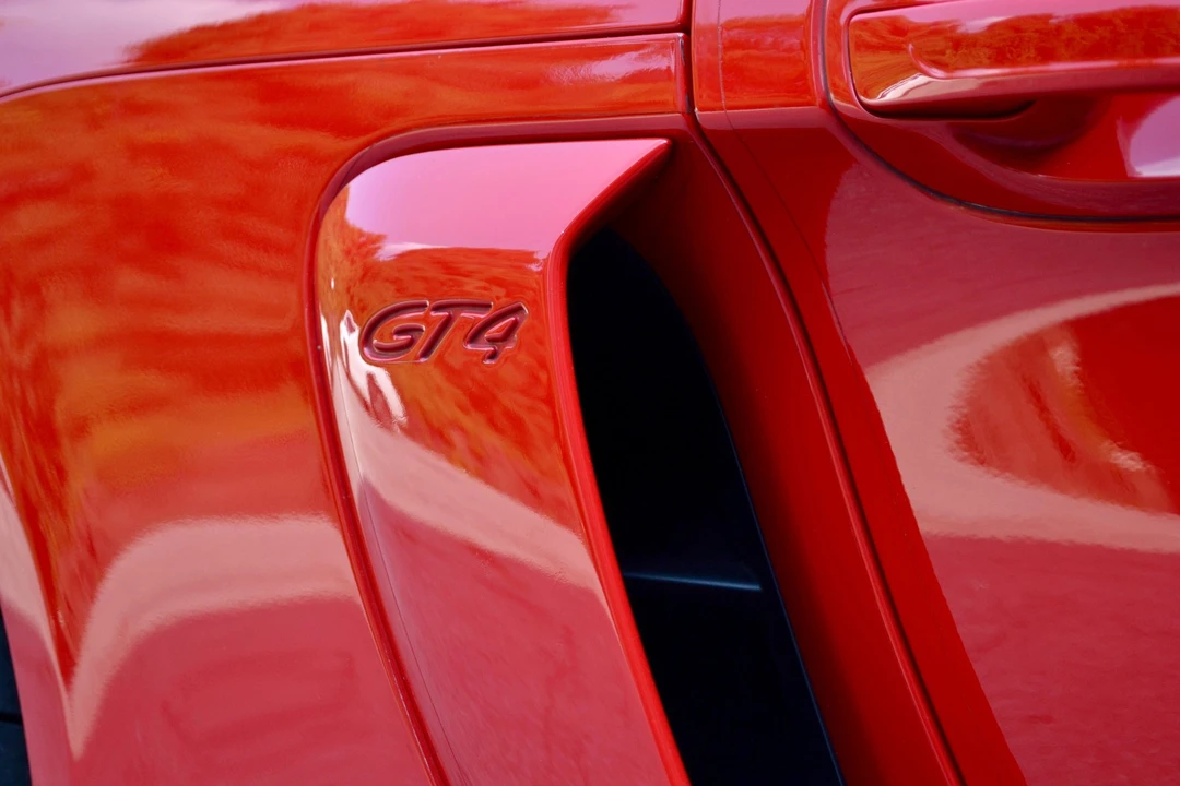 2016 Porsche 981 Cayman GT4 - Image 16 of 31