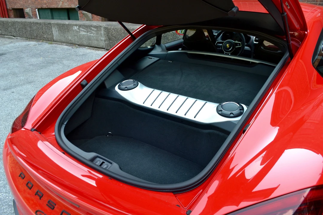 2016 Porsche 981 Cayman GT4 - Image 14 of 31
