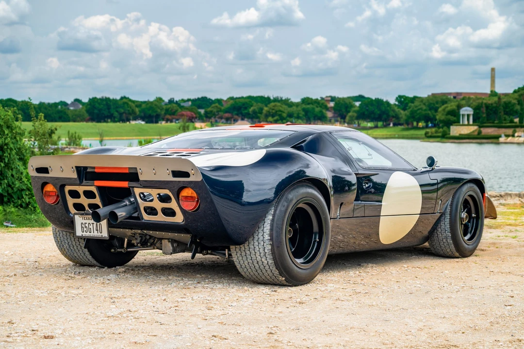 Ford Replica - Image 6 of 31