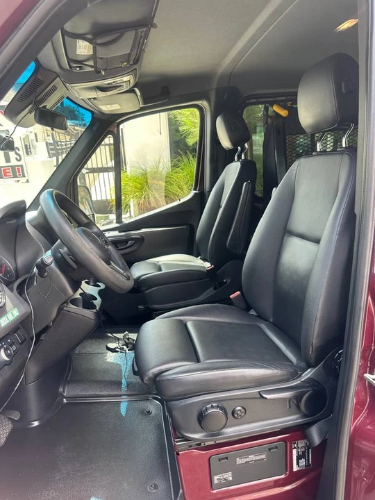 2023 Mercedes-Benz VS30 Sprinter - Image 8 of 8