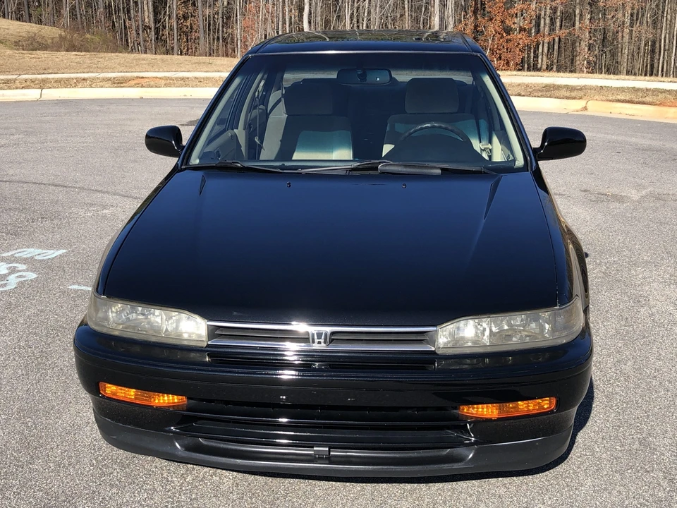 1993 Honda Accord 4th Gen - Image 18 of 31