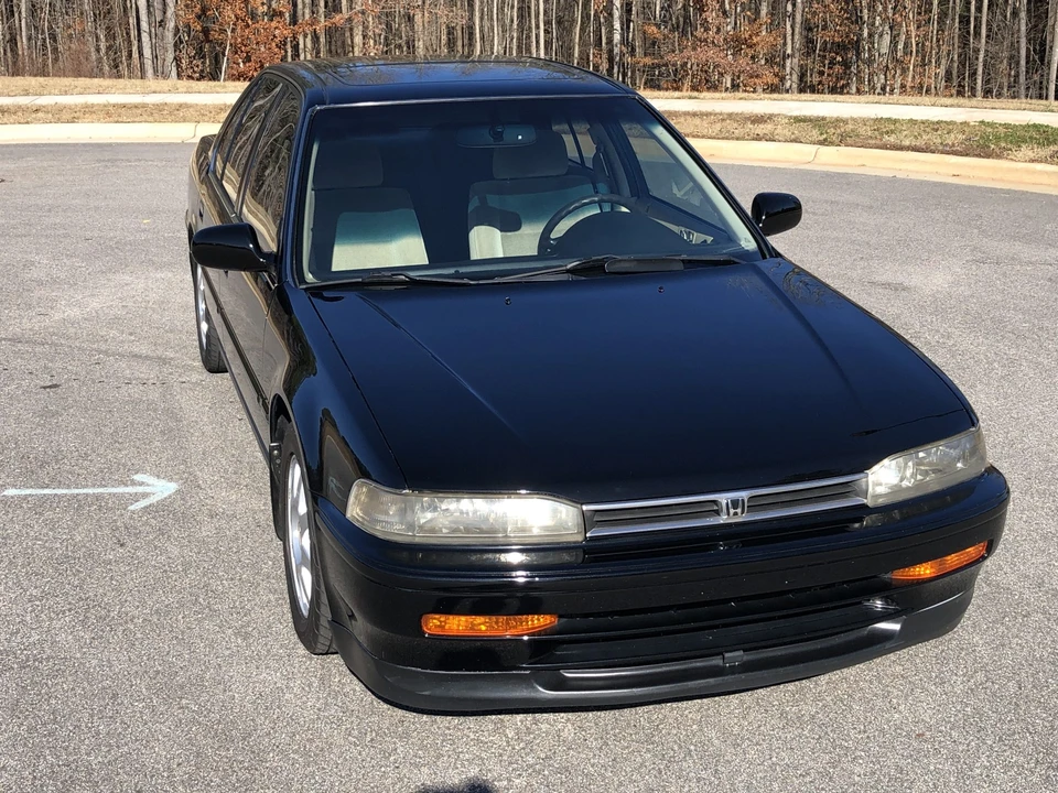 1993 Honda Accord 4th Gen - Image 25 of 31