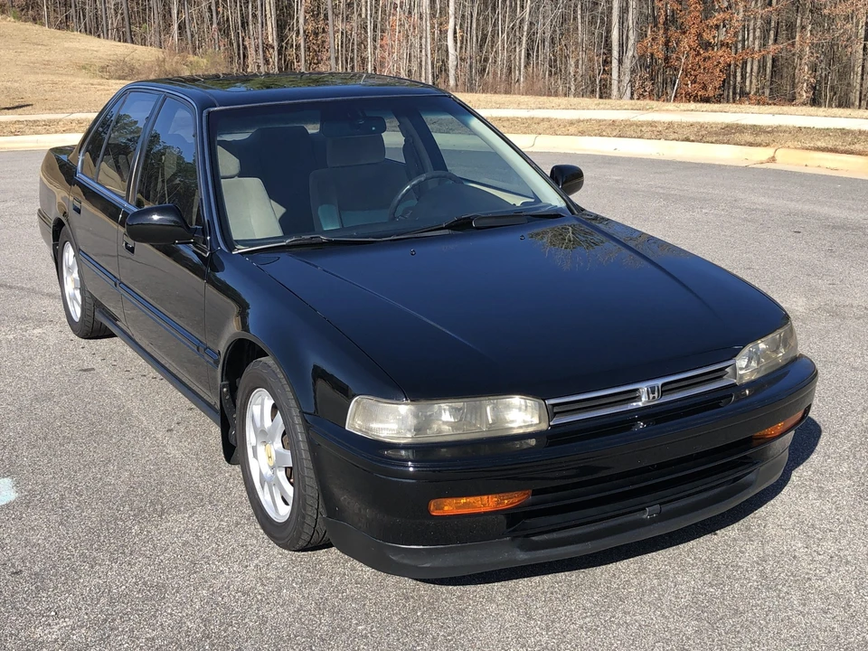 1993 Honda Accord 4th Gen - Image 27 of 31