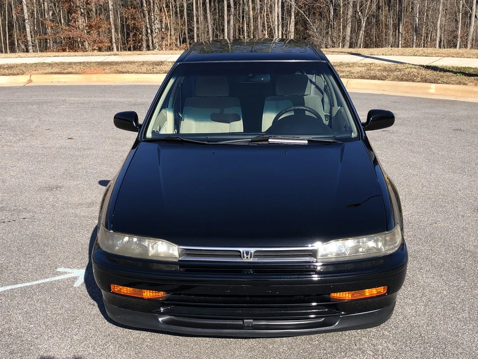 1993 Honda Accord 4th Gen - Image 23 of 31