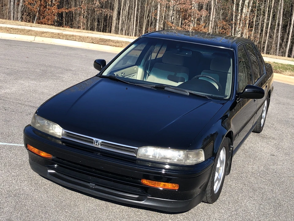 1993 Honda Accord 4th Gen - Image 14 of 31