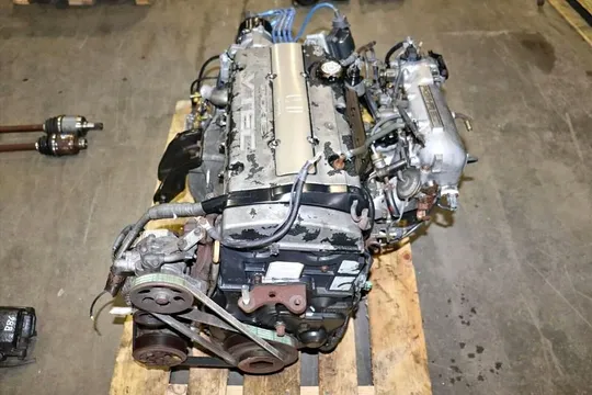 Honda Prelude H22A4 Engine