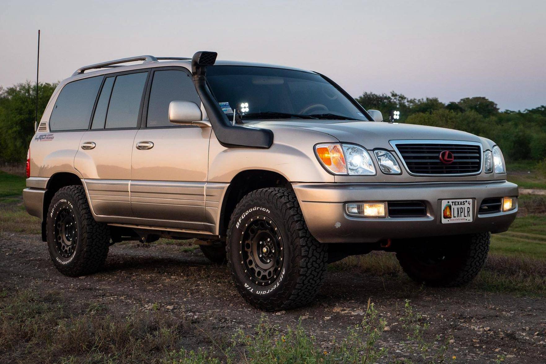 1999 Lexus LX 470