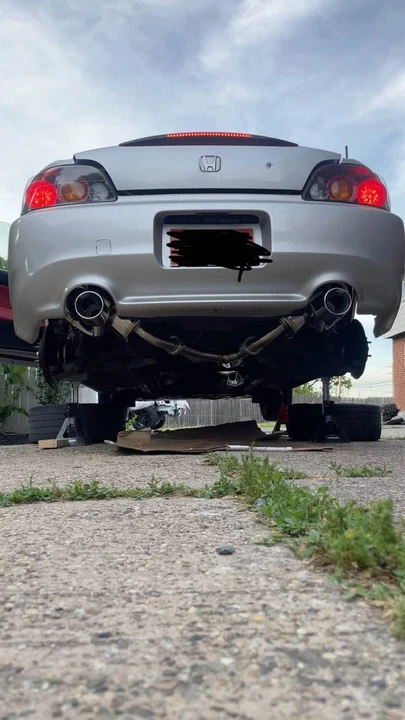 2000 Honda AP1 S2000 - Image 2 of 3