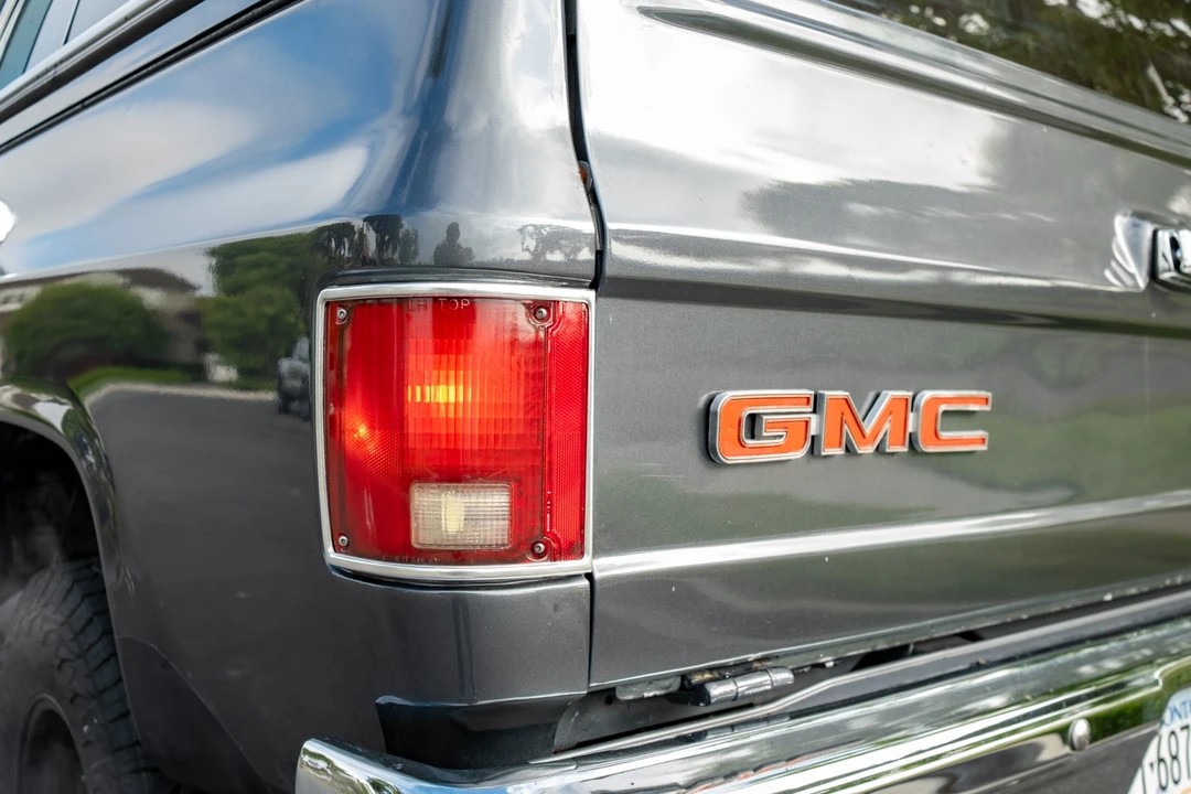 1988 GMC Jimmy 2nd Gen - Image 19 of 31
