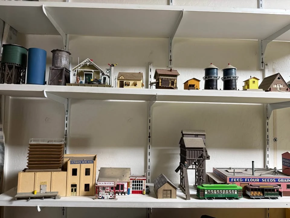 Parts & Memorabilia Scale Models - Image 6 of 8