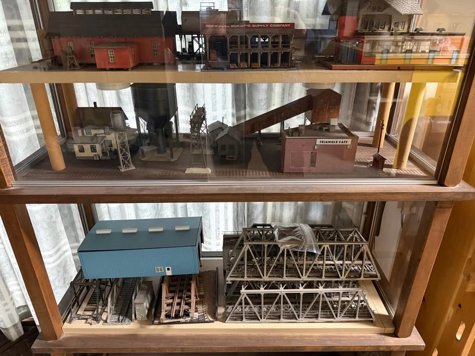 Parts & Memorabilia Scale Models - Image 3 of 8