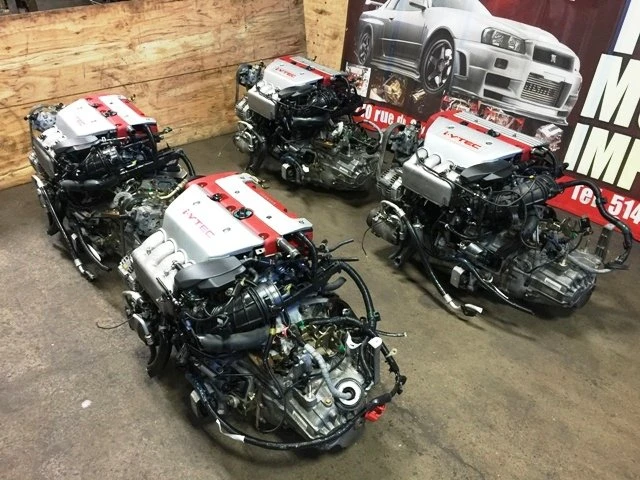 Parts & Memorabilia Engines - Image 5 of 10