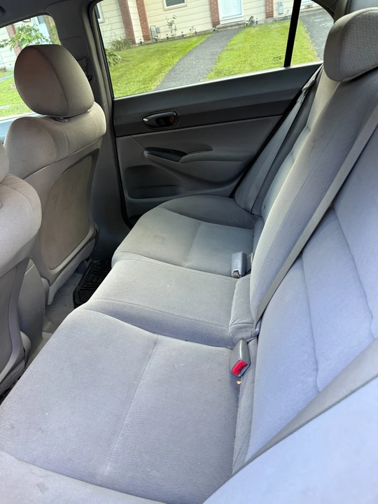 2007 Honda Civic 8th Gen - Image 8 of 10
