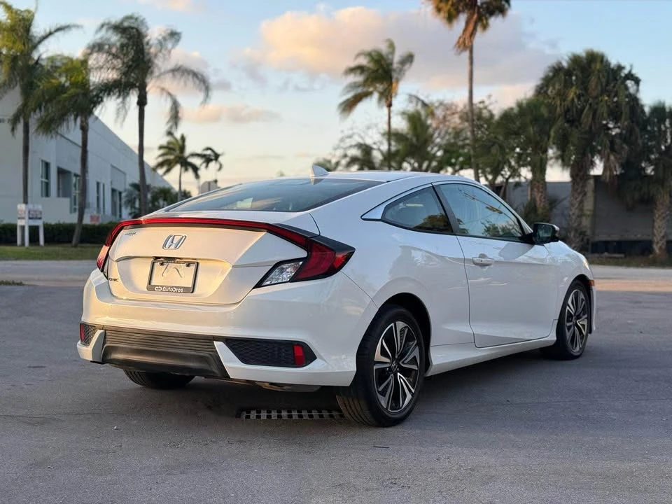 2018 Honda Civic 10th Gen - Image 3 of 7