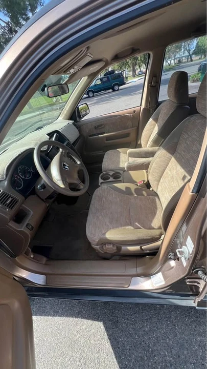 2004 Honda CR-V 2nd Gen - Image 8 of 8