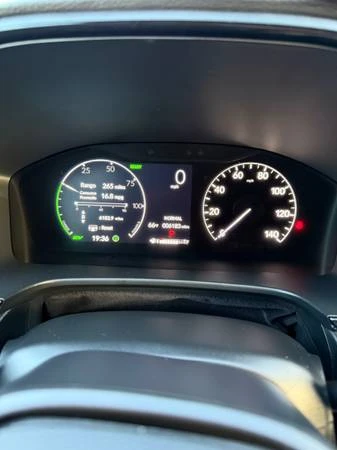 2025 Honda CR-V 6th Gen - Image 20 of 31