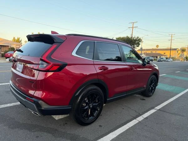 2025 Honda CR-V 6th Gen - Image 5 of 31