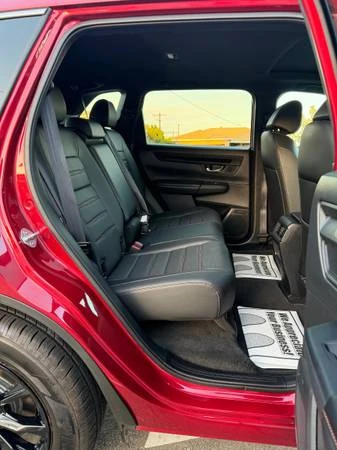 2025 Honda CR-V 6th Gen - Image 16 of 31