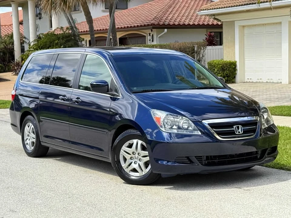 2005 Honda Odyssey - Image 4 of 10