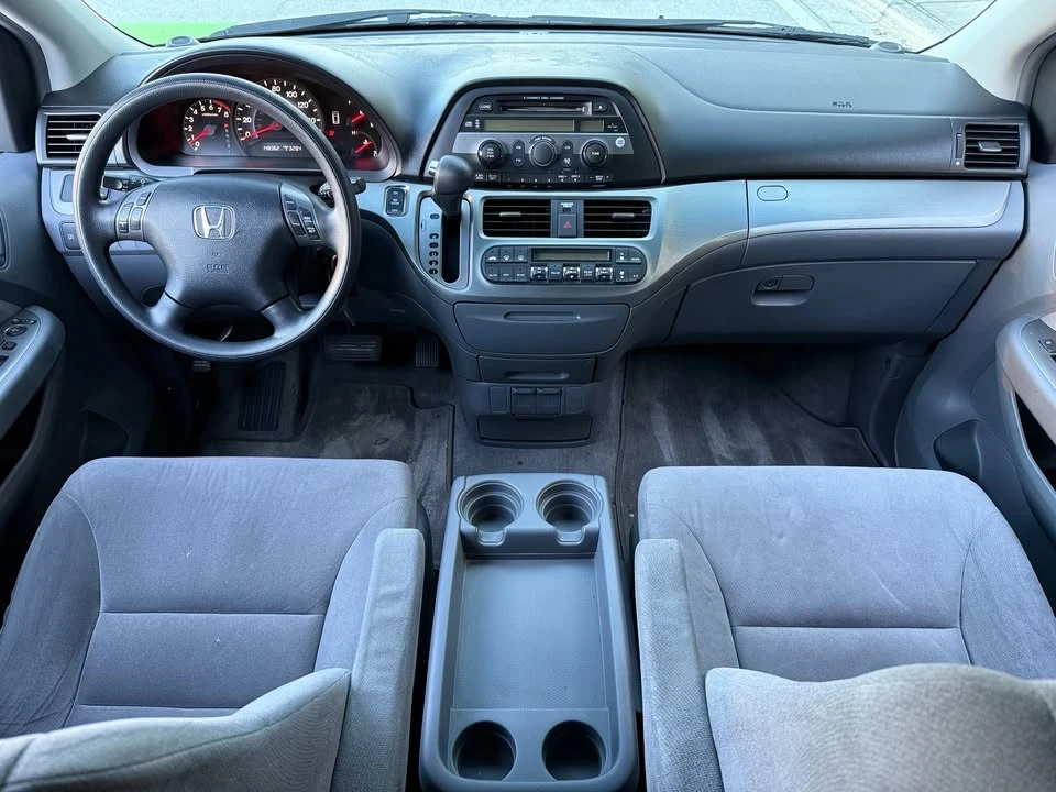 2005 Honda Odyssey - Image 7 of 10