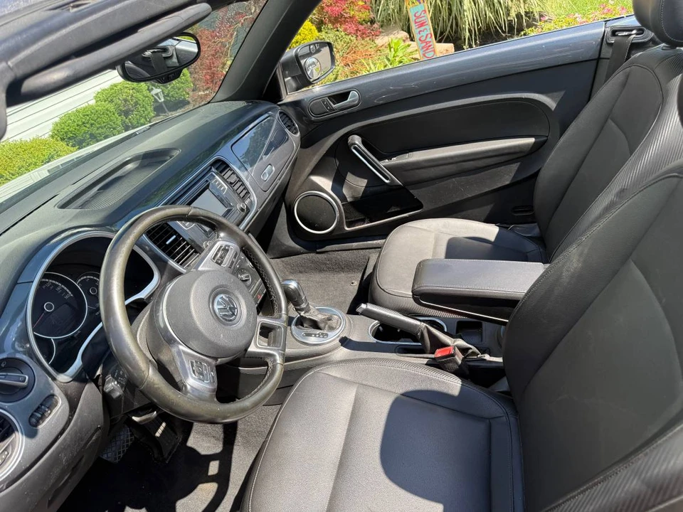 2016 Volkswagen A5 Beetle - Image 3 of 4
