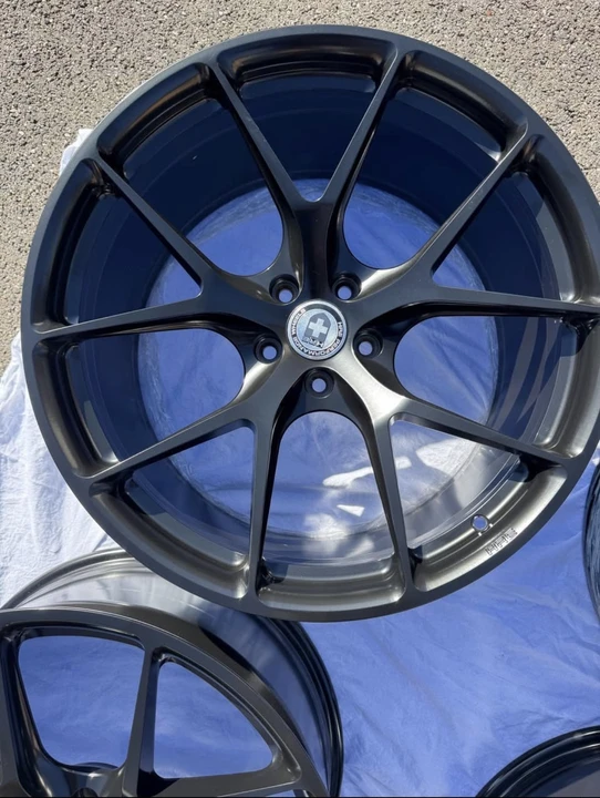 BMW M5 - Image 7 of 9