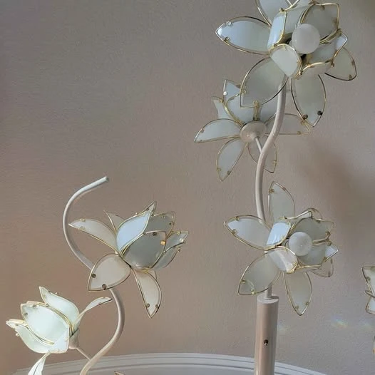 Lotus - Image 1 of 1