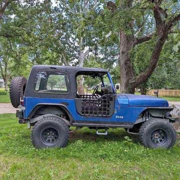 Jeep Womens Clothing Lot