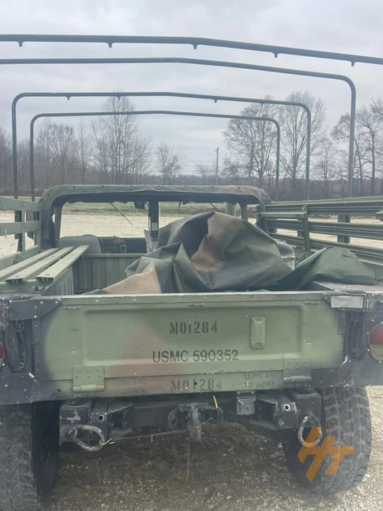 Hummer HMMWV - Image 2 of 2
