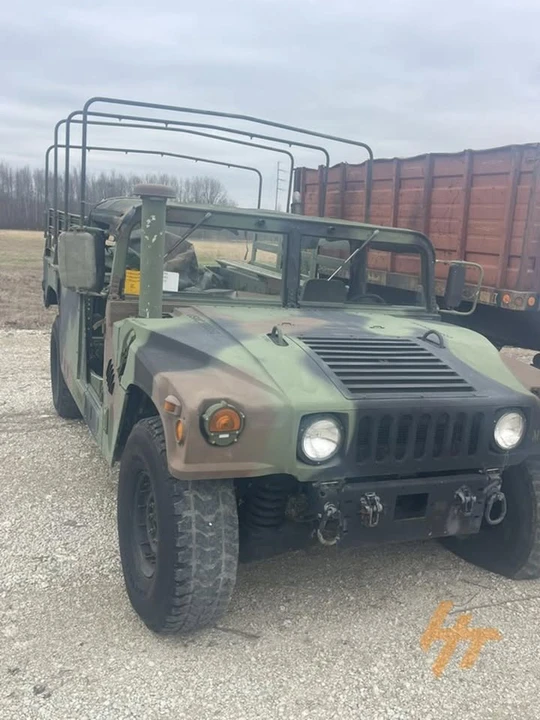 Hummer HMMWV - Image 2 of 6