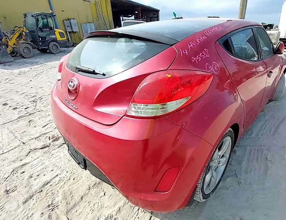 2012 Hyundai Veloster - Image 6 of 9